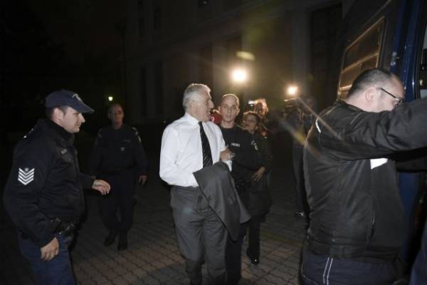 Η προφυλάκιση βγάζει... δήμαρχο