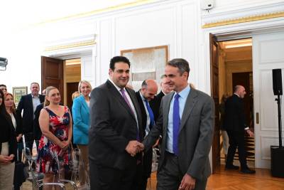 Ηχηρή αξιολόγηση με συντριπτική αποχή