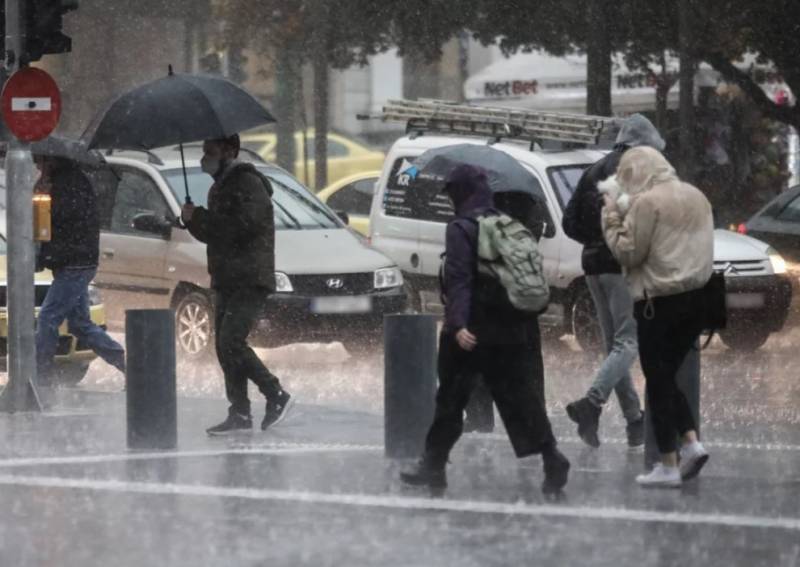 Ισχυρές βροχές και καταιγίδες σήμερα
