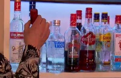 Οι Έλληνες γυρίζουν την πλάτη στη ρωσική βότκα (Βίντεο)