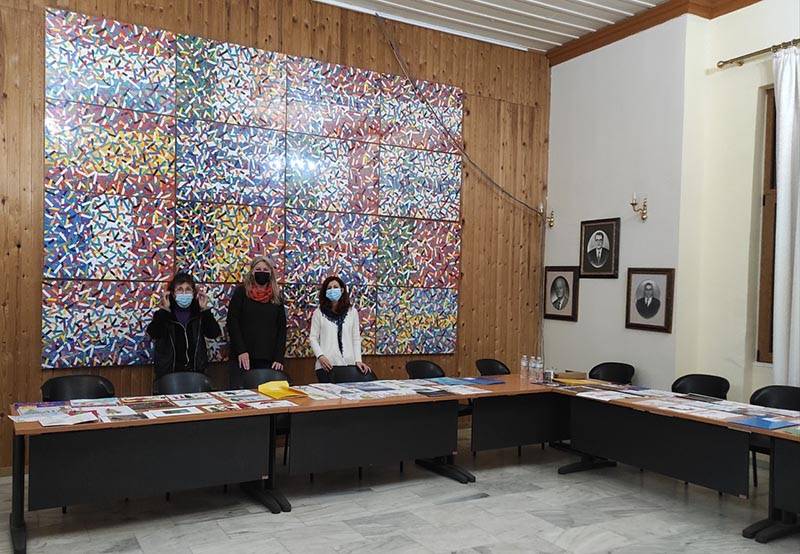 Τριφυλία: 69 μικροί καλλιτέχνες στον διαγωνισμό Χριστουγεννιάτικης Κάρτας Ευχών (φωτογραφίες)