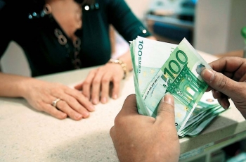 Από την Παρασκευή προνοιακά επιδόματα