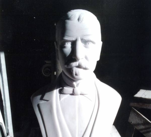 Ξενάγηση στην Αρχαία Μεσσήνη και αποκαλυπτήρια Αλ. Κουμουνδούρου από τον Πρ. Παυλόπουλο