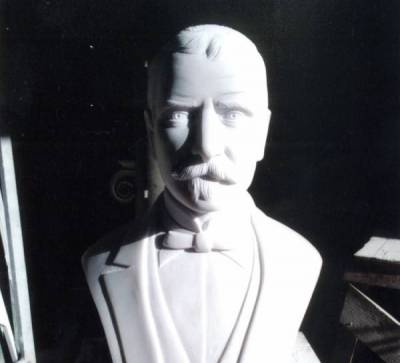 Ξενάγηση στην Αρχαία Μεσσήνη και αποκαλυπτήρια Αλ. Κουμουνδούρου από τον Πρ. Παυλόπουλο