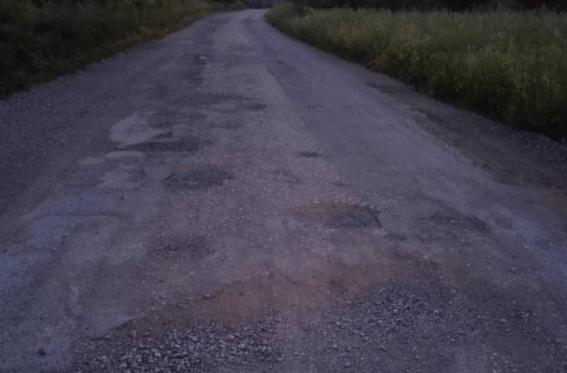 Λακκούβες στο δρόμο για Κυνηγού