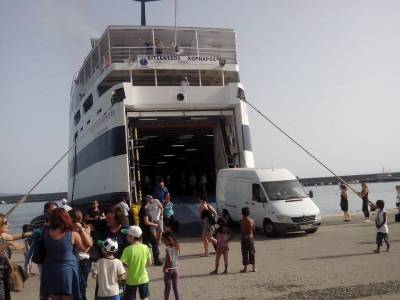 Επιασε Καλαμάτα για πρώτη φορά φέτος το &quot;Βιτσέντζος Κορνάρος&quot; (βίντεο)