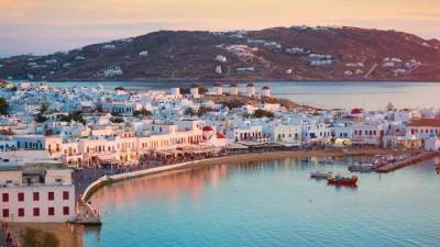 Αύξηση τόσο στις αφίξεις όσο και στις διανυκτερεύσεις τουριστών τον Μάιο σύμφωνα με την ΕΛΣΤΑΤ