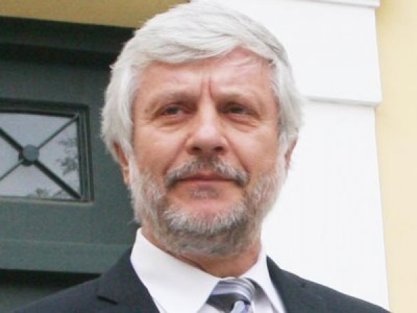 Ο Τατούλης ζητεί: Ανάκληση της απόφασης για τα διόδια στ' Αρφαρά