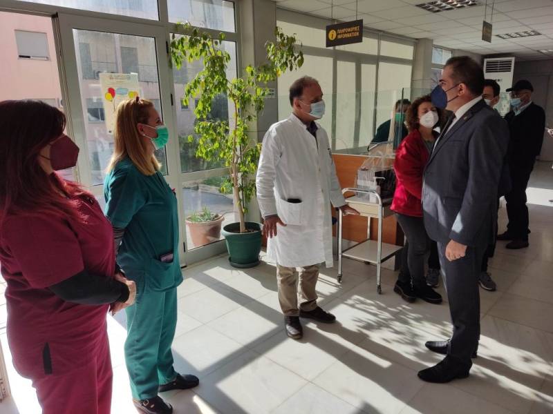 Σε Νοσοκομείο και Κέντρο Υγείας χθες ο δήμαρχος Καλαμάτας