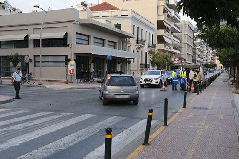 Μετά την αποτυχία των ρυθμίσεων στη Ναυαρίνου: Μόνο σοβαρές αλλαγές στο παραλιακό μέτωπο