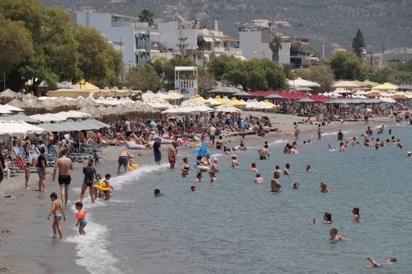 Κομπλέ η Μεσσηνία το Δεκαπενταύγουστο σε ξενοδοχεία και καταλύματα βραχυχρόνιας μίσθωσης