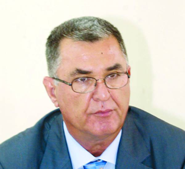 Τζανέτος Καραμίχας- πρόεδρος ΠΑΣΕΓΕΣ: &quot;Να ενωθούν οι δυνάμεις της παραγωγής ελαιολάδου&quot;