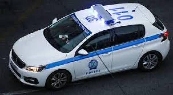 Μεσσηνία: Εκλεψε 25 φύλλα τσίγκου από αγρόκτημα