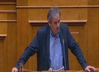 Απάντηση Πετράκου &quot;στον εκβιασμό των δανειστών&quot; (βίντεο)