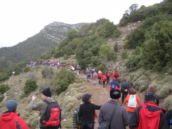 Ο ΕΟΣ στο μονοπάτι Ανω Βέργα - Πηγάδια