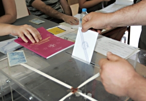 "Κούρασε ο Δράκος" - "Πράσινους" ψαρεύει ο Τατούλης