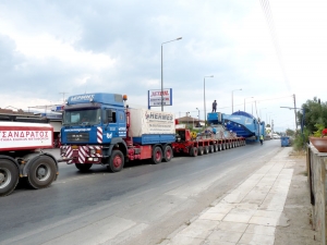 Μια ακόμα τουρμπίνα ταξιδεύει για Μεγαλόπολη δημιουργώντας προβλήματα στην κυκλοφορία