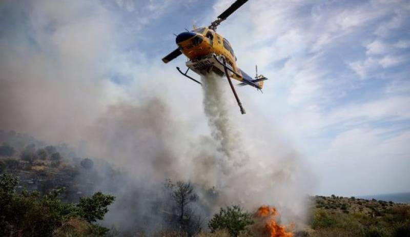 Φωτιά στο Ρέθυμνο: Μαίνεται το μέτωπο στα Σταχτούρια - Άνεμοι έως 10 μποφόρ