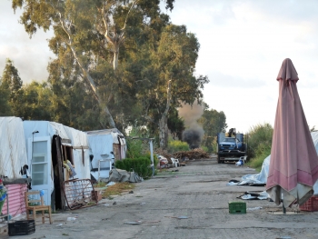 Μάθανε πως ψηφίζουμε και  ...πλάκωσαν τους γύφτους