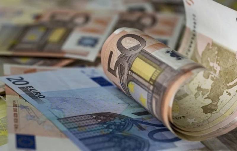 Δέσμη παρεμβάσεων για την ενίσχυση των εισοδημάτων το 2023: Τι προβλέπεται για αυξήσεις μισθών και συντάξεων - Οι μειώσεις φόρων και σε ποιους αφορούν