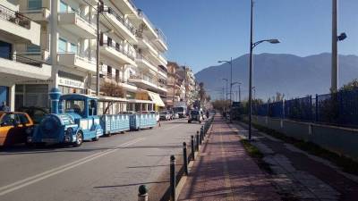 "Καλαμάτα: Τουριστικό Τρενάκι: Ευκαιρίες και προκλήσεις για την πόλη μας"