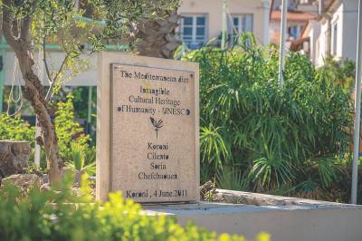 Η Κορώνη συντονίστρια για τη Μεσογειακή Διατροφή το 2021