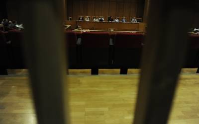 Δίκη Χρυσής Αυγής: «Κλώτσαγαν το κεφάλι ενός Πακιστανού λες και βαράγανε πέναλτι»
