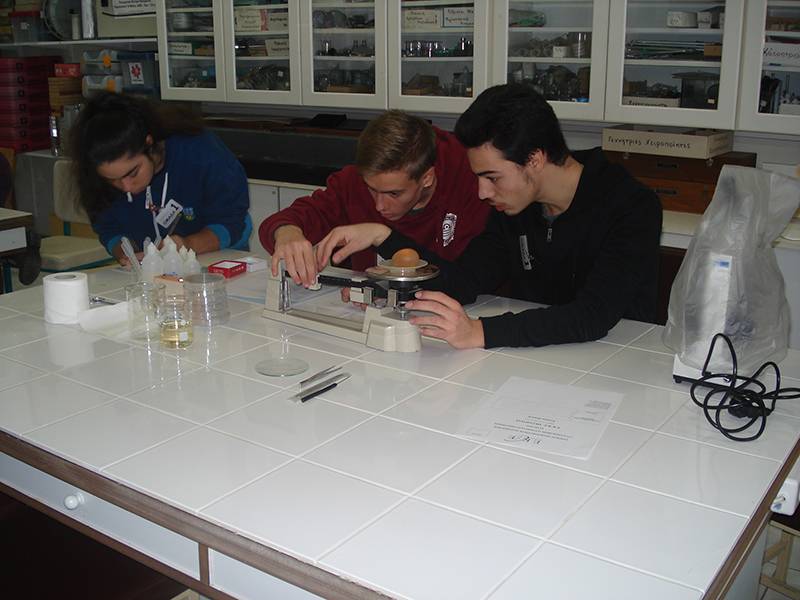 EUSO 2019: Το 1ο Λύκειο Καλαμάτας προκρίθηκε στον διαγωνισμό επιστημών (βίντεο)