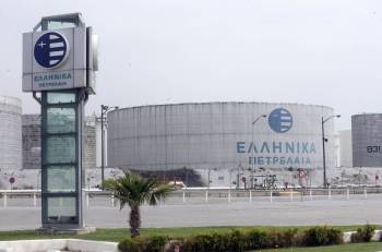 Λαφαζάνης: &quot;Αποκυήματα νοσηρής φαντασίας τα περί εντολής στα ΕΛΠΕ για τα αποθέματα καυσίμων&quot;