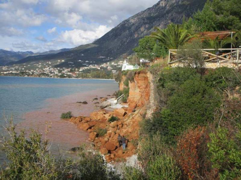 Συνέχιση της δορυφορικής παρακολούθησης των ακτών ζητεί ο Τατούλης