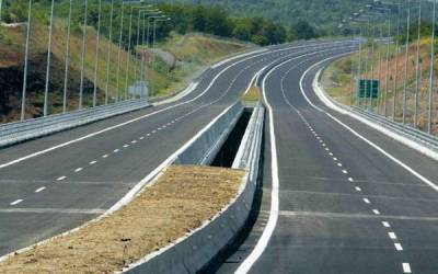Μήνυμα ευαισθητοποίησης για τους εργαζόμενους στους αυτοκινητοδρόμους