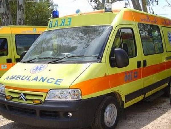 Μόνο δύο ασθενοφόρα βάρδιας τα βράδια στο ΕΚΑΒ στην Νοσοκομείο Καλαμάτας