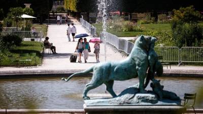 Επεκτείνεται το κύμα καύσωνα στη Γαλλία