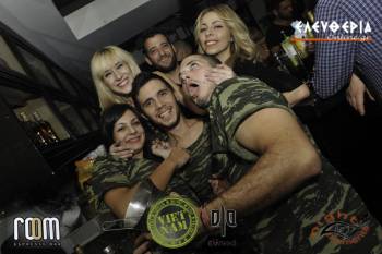Ξεκίνησαν οι ελληνικές βραδιές στο Room (φωτογραφίες)
