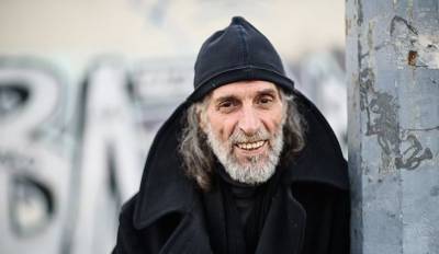 &quot;Εφυγε&quot; από τη ζωή ο σχεδιαστής μόδας Δημήτρης Παρθένης