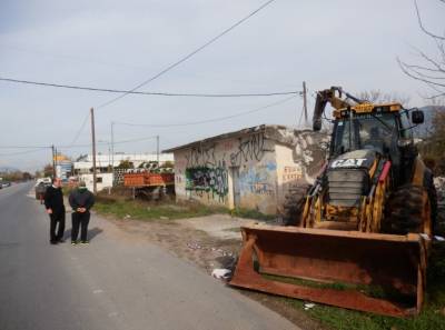 Κατεδάφιση κτηρίων για το Δημοτικό Κατάστημα Ασπροχώματος