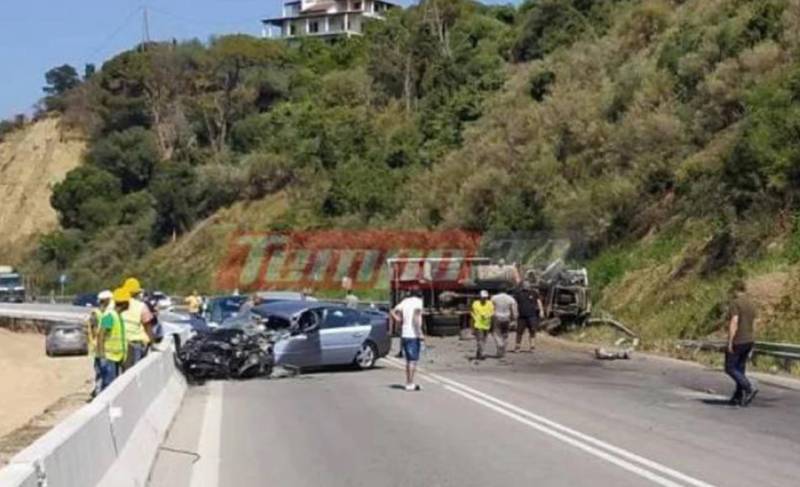 Δύο νεκροί σε τροχαίο στην Πατρών – Πύργου: Φορτηγό συγκρούστηκε με ΙΧ