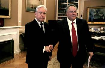 «Υπάρχει ακόμη χρόνος για συμφωνία» δήλωσε ο πρέσβης των ΗΠΑ Ντ. Πιρς μετά τη συνάντησή του με τον Ν. Κοτζιά