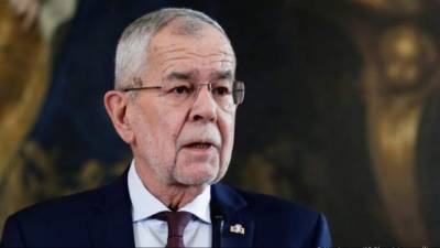 Αυστρία: Ο απερχόμενος πρόεδρος Αλεξάντερ Φαν ντερ Μπέλεν εκλέγεται από τον πρώτο γύρο