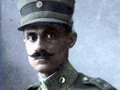 Προτομή του στρατηγού Νικολάου Πλαστήρα στην Καλαμάτα