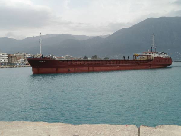 Εφυγε το "Genc 3" από το λιμάνι της Καλαμάτας