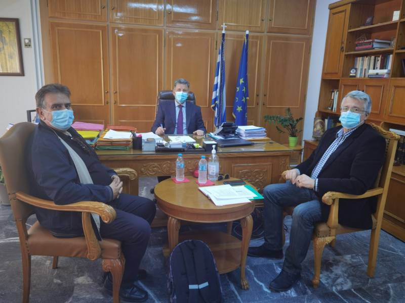 Σε Αναστασόπουλο Τσιώρος και Μανδηλάρης