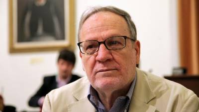 Ρομπόλης: Η αποφυγή μείωσης των συντάξεων θα αυξήσει το ΑΕΠ κατά 0,5%