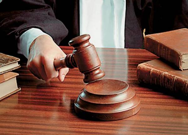 Δικηγόρος δεν έδωσε όλη την αποζημίωση σε θύμα τροχαίου