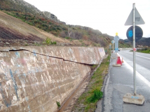 «Φεύγει» ξανά ο δρόμος στο Δερβένι - Ορατός ο κίνδυνος αποκοπής της Μεσσηνίας