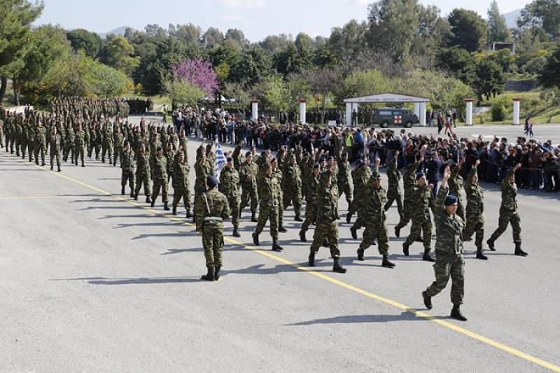 Επιμένει ο Νίκας για το στρατόπεδο