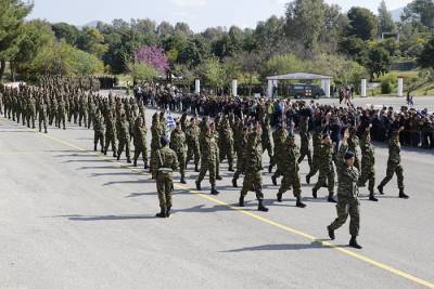 Επιμένει ο Νίκας για το στρατόπεδο