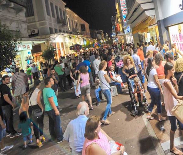 Για την 3η Λευκή Νύχτα: Πεζόδρομος το κέντρο της Καλαμάτας το Σαββατόβραδο