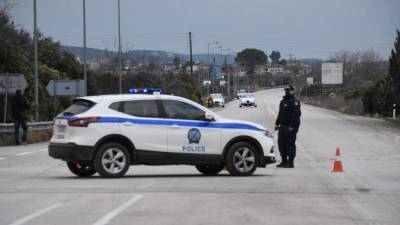 Μύκονος: Χρυσαυγίτης που συμμετείχε σε ένοπλη επίθεση κατά μελών του ΠΑΜΕ μεταξύ των προσαχθέντων για τα κυκλώματα νύχτας