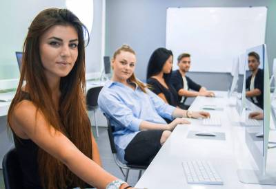 Θέλεις άμεση επαγγελματική αποκατάσταση; Στο ΙΕΚ ΑΚΜΗ θα βρεις αυτό που ψάχνεις!